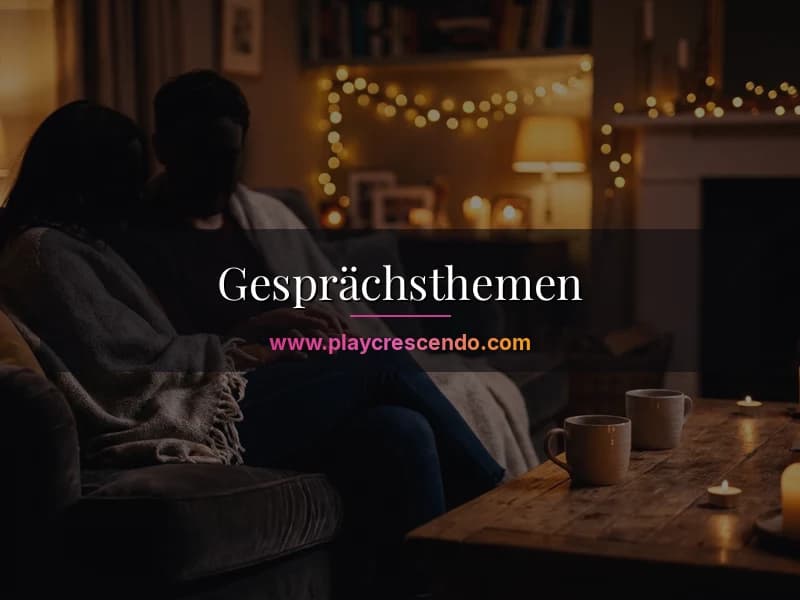 Paar im Gespräch auf dem Sofa — Gesprächsthemen für mehr Nähe in der Beziehung